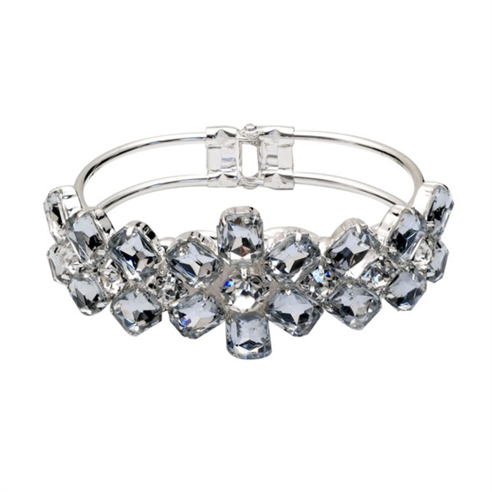 NWOT 🎉 Faux Diamond Rectangle Cuff (Hinge)
